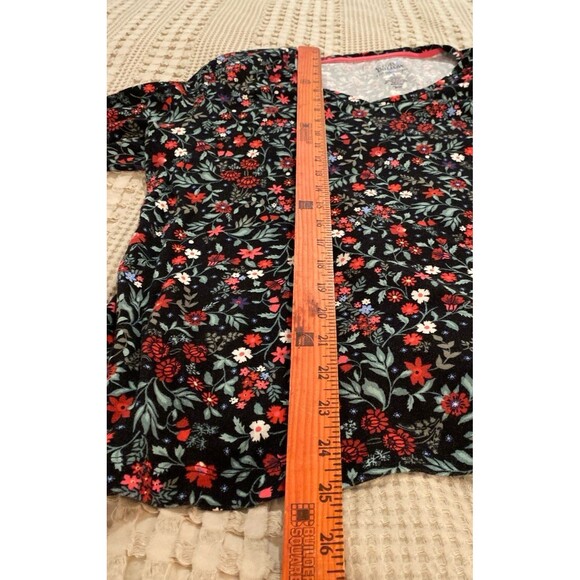 Croft & Barrow Blouse Size Large Top 100% Cotton V Neck Floral + Stretch Casual - Picture 8 of 8